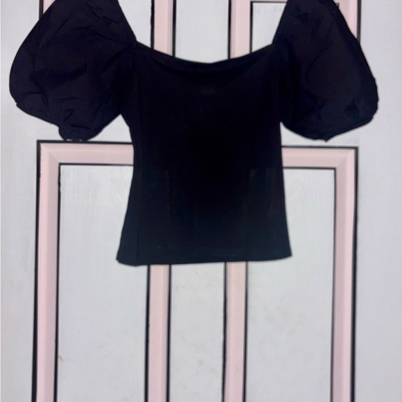 🖤 Puff Sleeve Crop Top 🖤 - Picture 5 of 8
